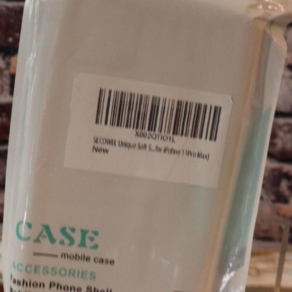 Clear case for iPhone 11PRO MAX Brand NEW Anti Scratch and SHOCKPROOF - Picture 3 of 4